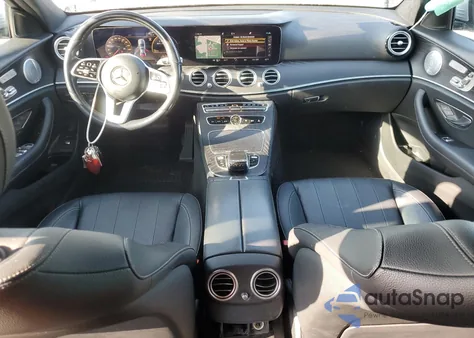 2020 Mercedes-Benz E 350 из США, поврежденный, VIN W1KZF8DB2LA828359